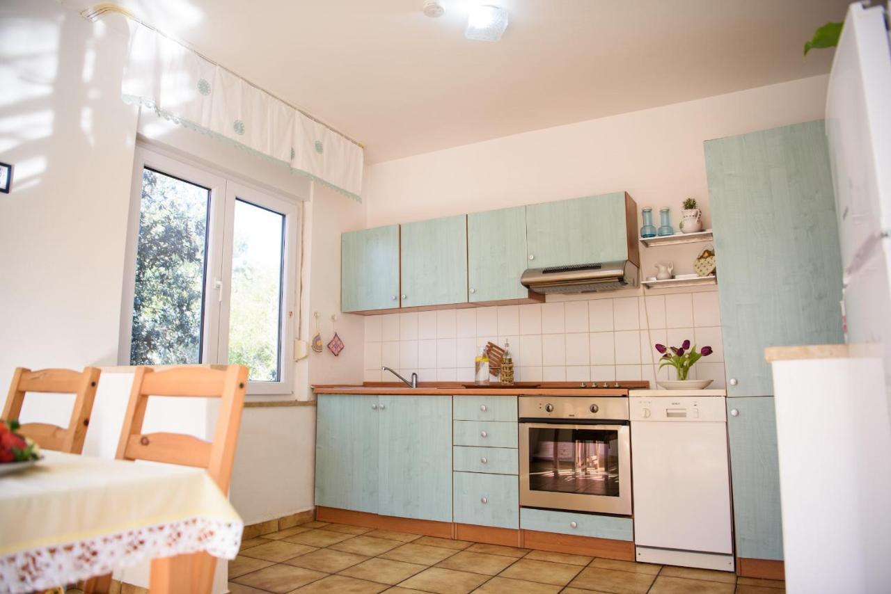 Villa Claudia Lemon Appartment Premantura Zewnętrze zdjęcie